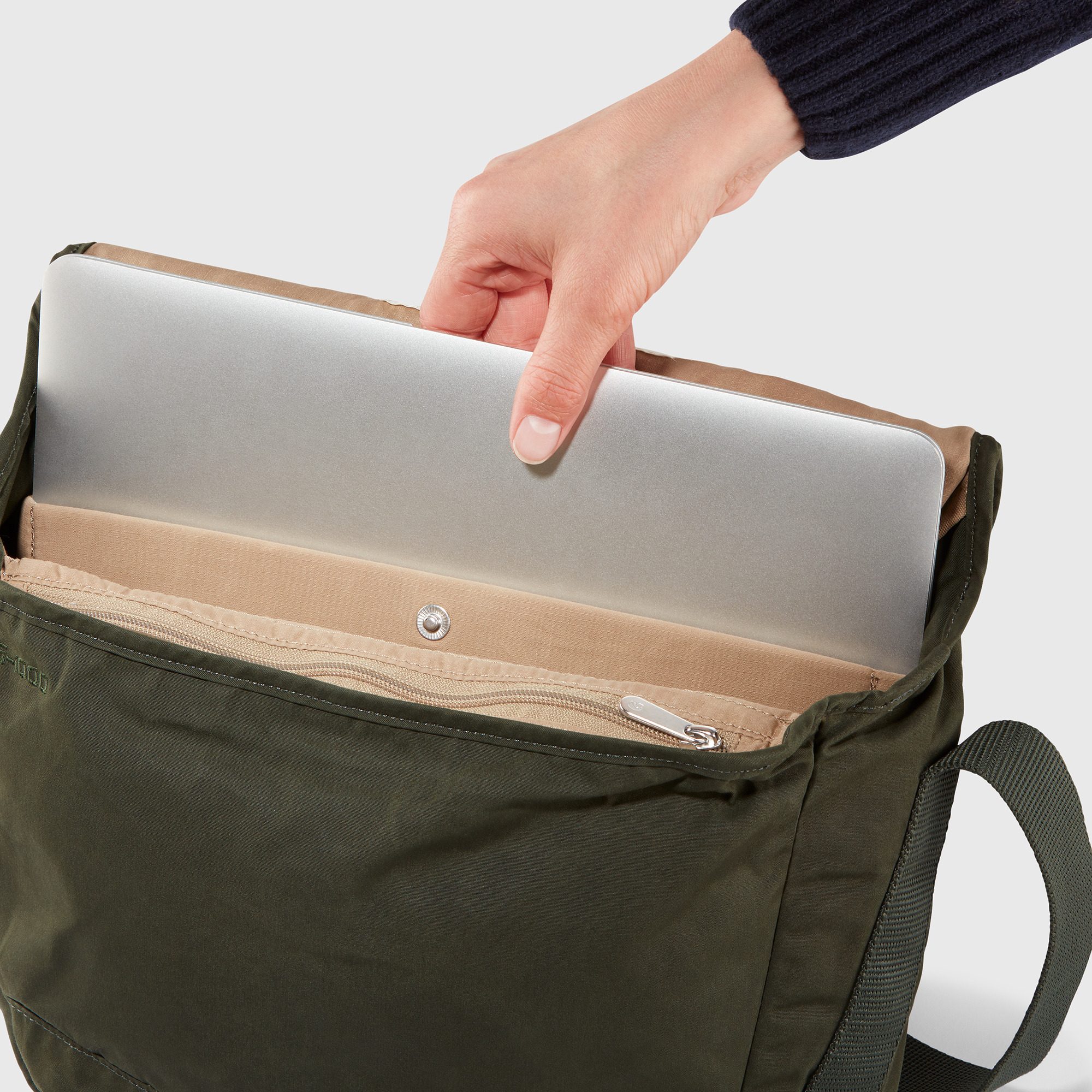 Fjällräven Greenland Shoulder Bag Small – Image 8